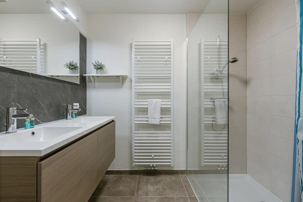 Huswell - A Luminous Apartment Near The Marina Oostende Exterior foto